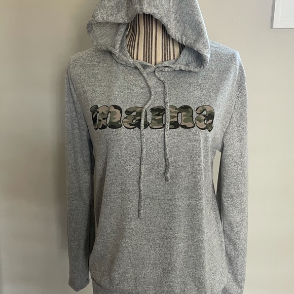 Women's 'MAMA' Camo Print Comfy Hoodie XL NEVER BEEN WORN - Picture 5 of 9